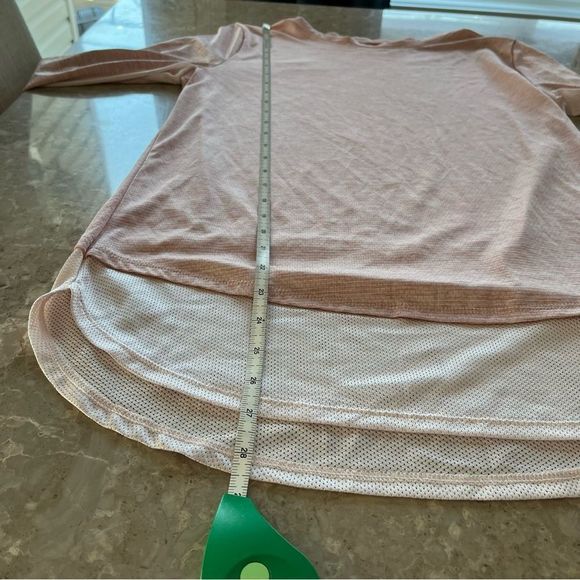 under armour pale pink long sleeve crew neck top size medium - Picture 11 of 13